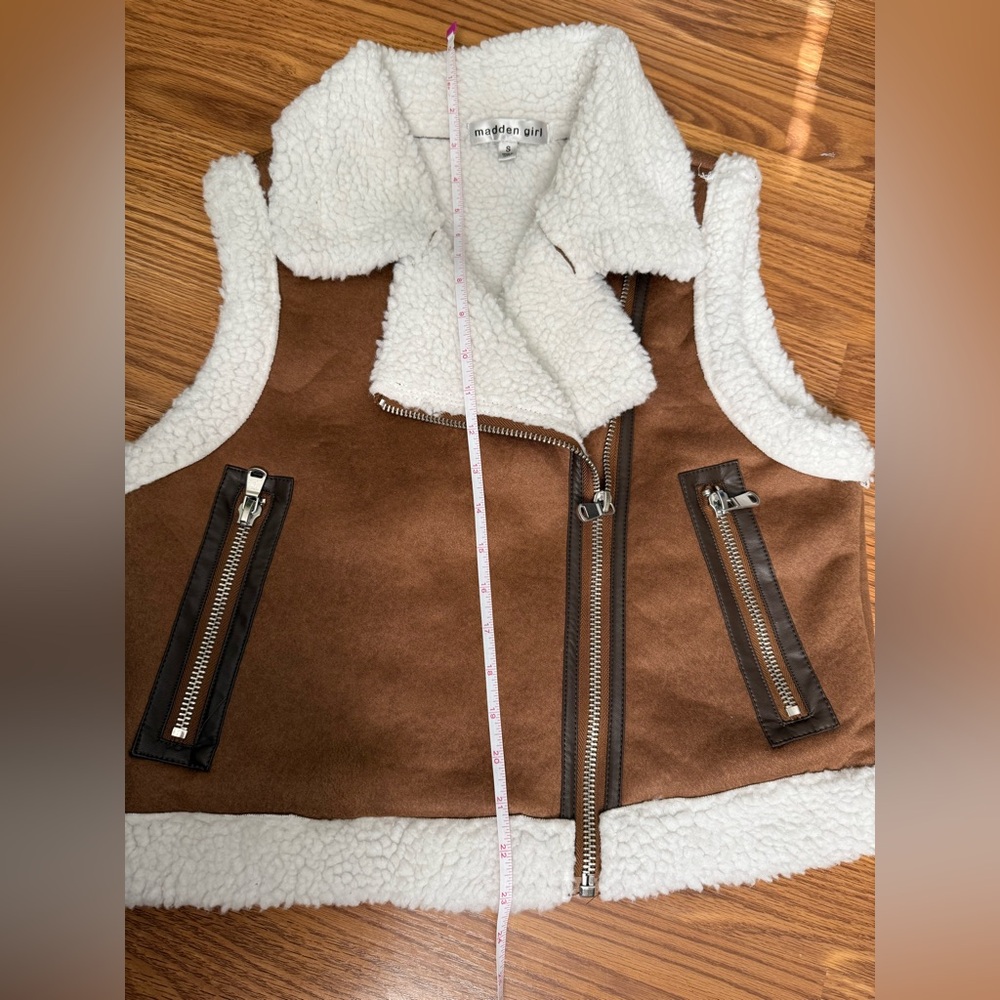 Faux Fur Shearling Women's Vests - Picture 8 of 11